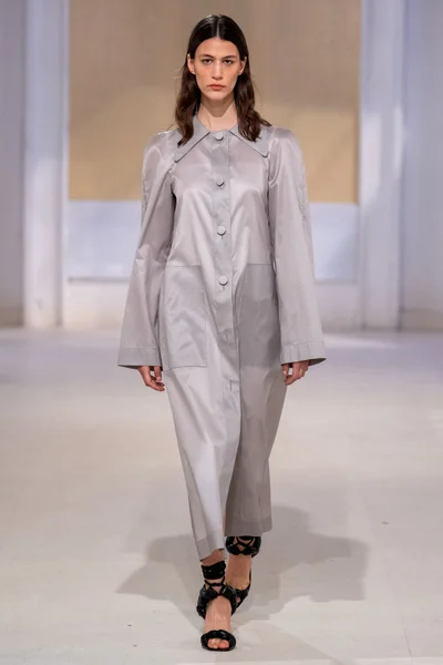 Look 40